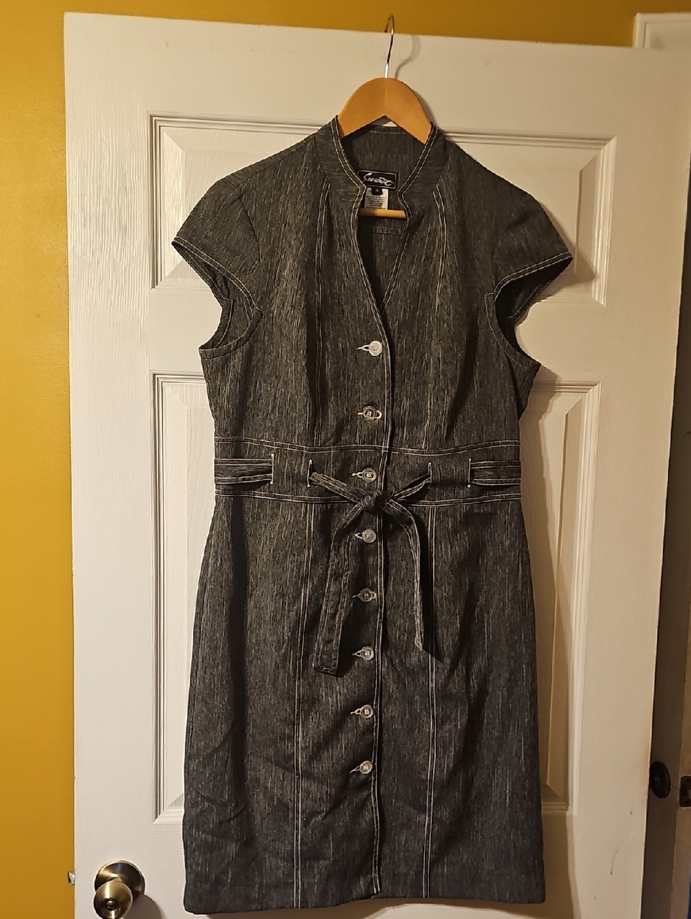 Cap-Sleeve Button Front Midi Dress with Self-Tie Waist - Black